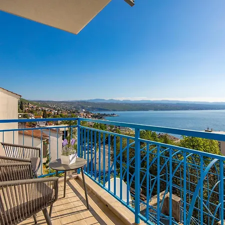 Ocean Blue - 50m To The Sea Apartment